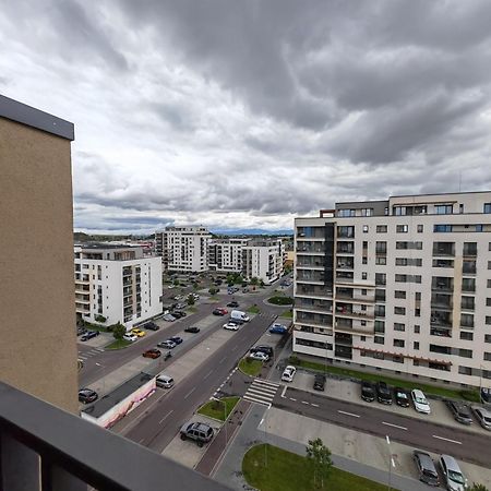 Luxurious Landing Apartment Braşov Esterno foto