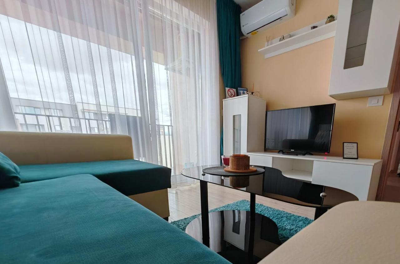 Luxurious Landing Apartment Braşov Esterno foto
