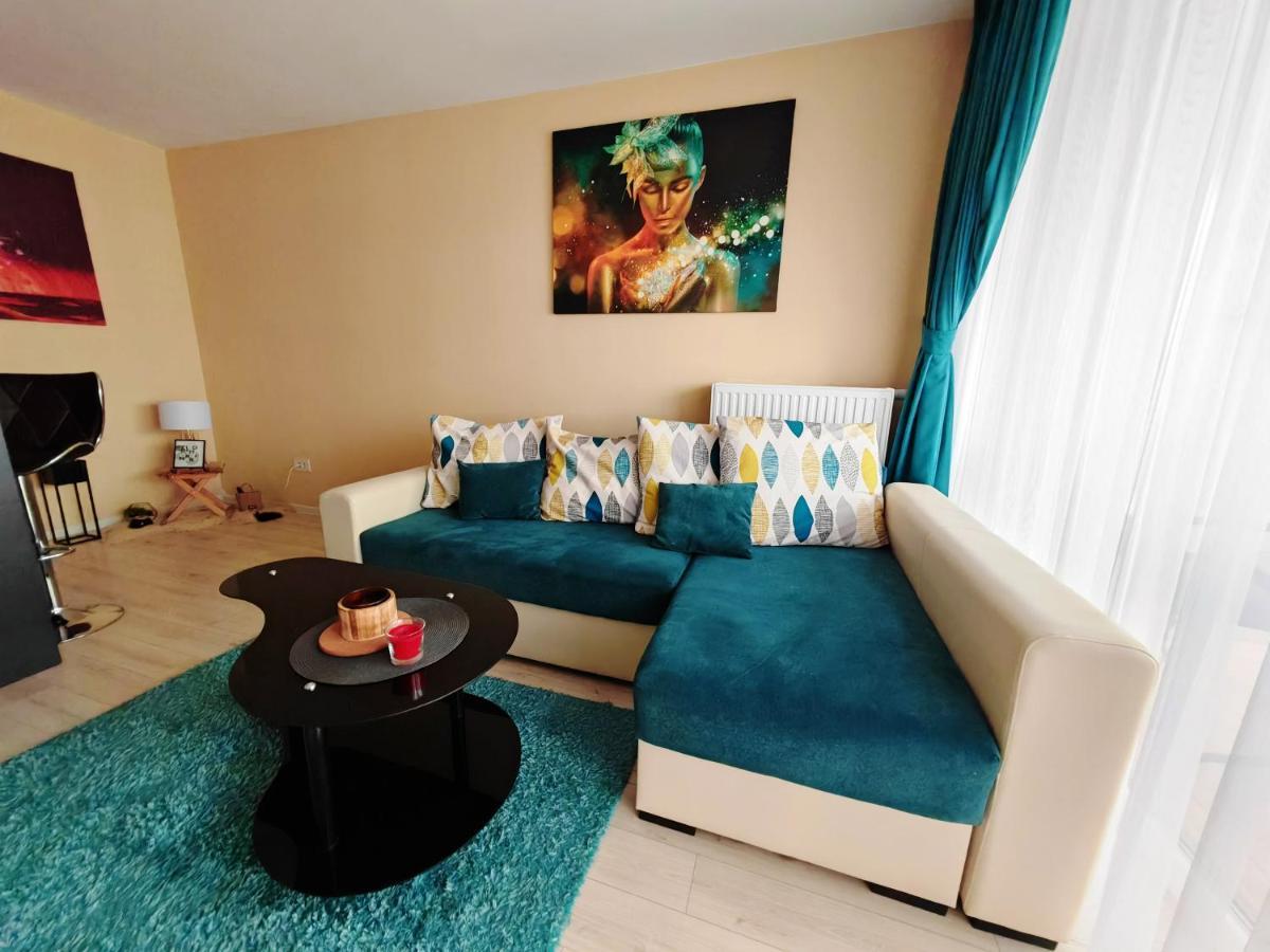 Luxurious Landing Apartment Braşov Esterno foto