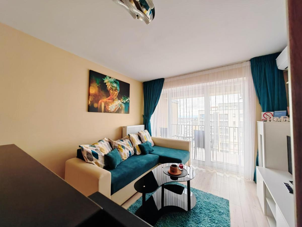 Luxurious Landing Apartment Braşov Esterno foto